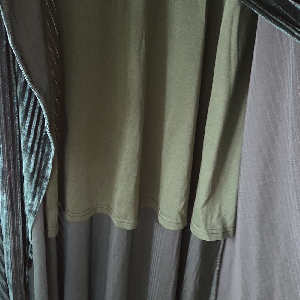 Baltic Born Emerald Green Wrap Maxi Dress - Picture 9 of 10